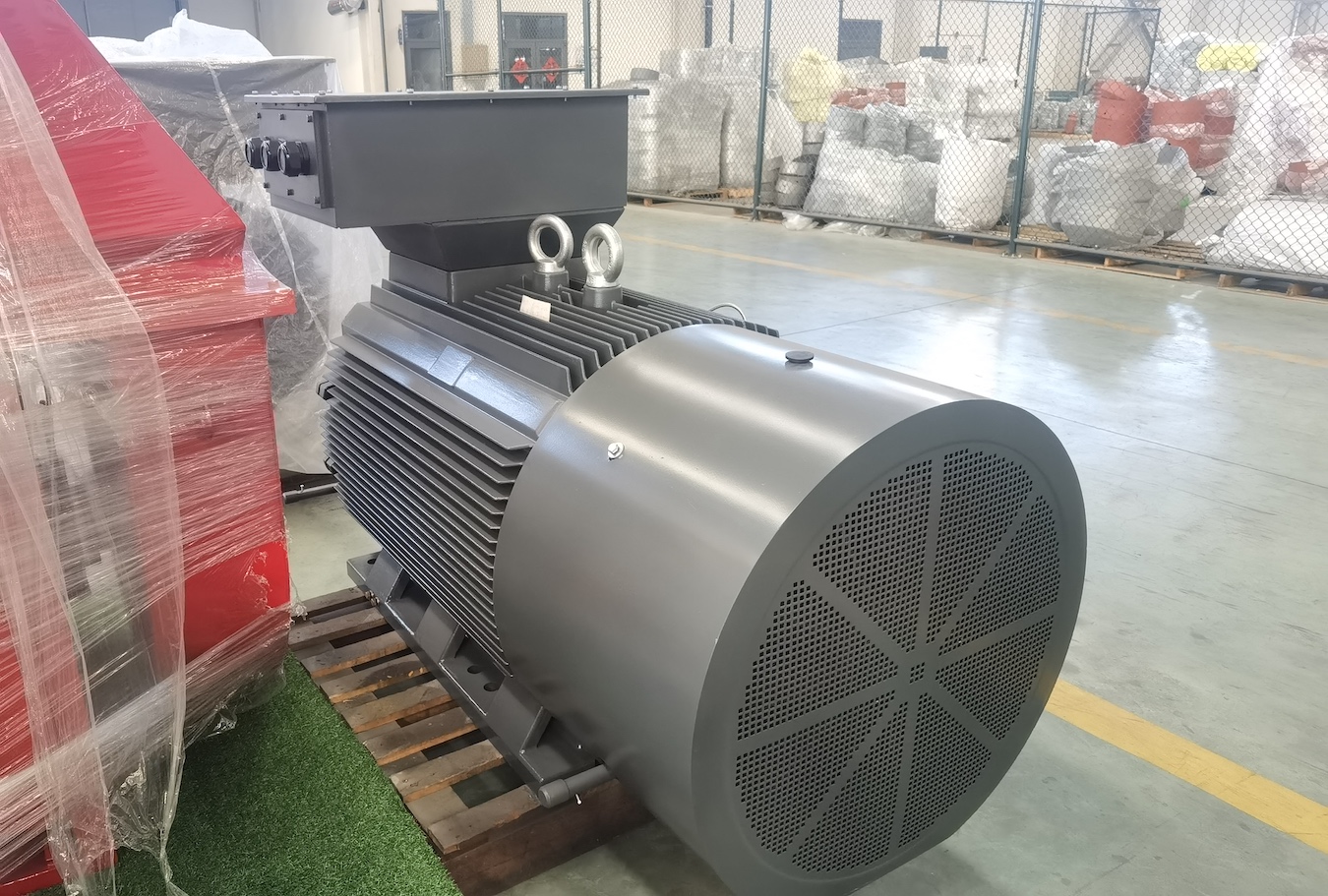 Insulated Bearing Sleeves for Three Phase Asynchronous Motors Prevent Shaft Current